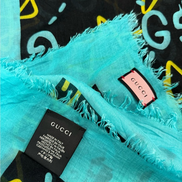 SOLD💀GUCCI Ghost Print Modal Silk Black Shawl Scarf - Picture 8 of 11